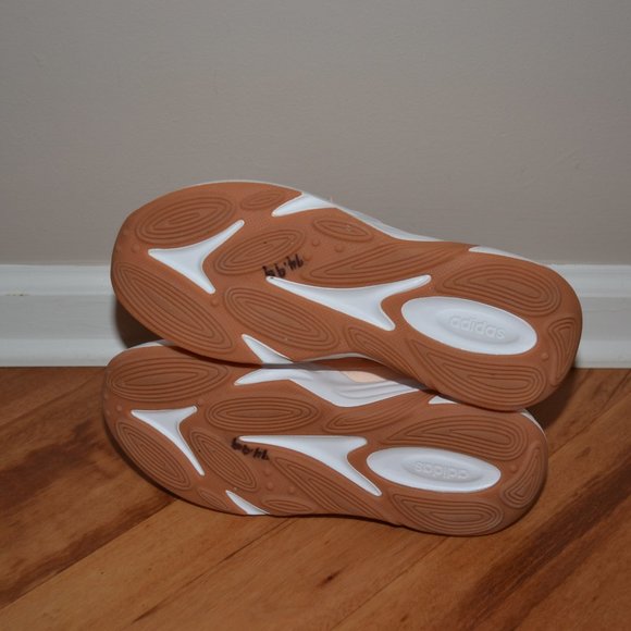 Adidas NWOB Cloudfoam Alumina Cream Athletic Comfort Trainer sneakers, 8 - Picture 11 of 12